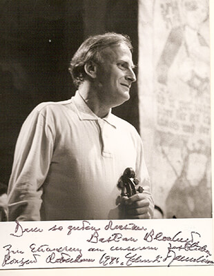 Bastiaan Blomhert Rehearsing the Sempre Crescendo Orchestra in the main hall of Minerva